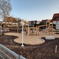 Sandspielfläche mit Kokoswalzen